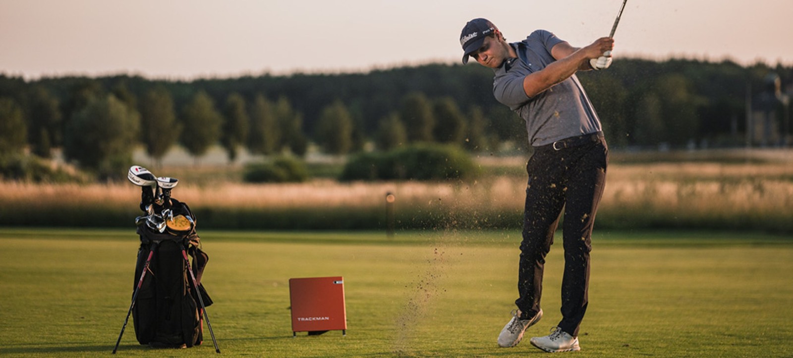 Trackman を備えた打席